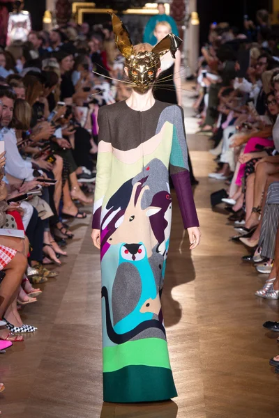 Look 28